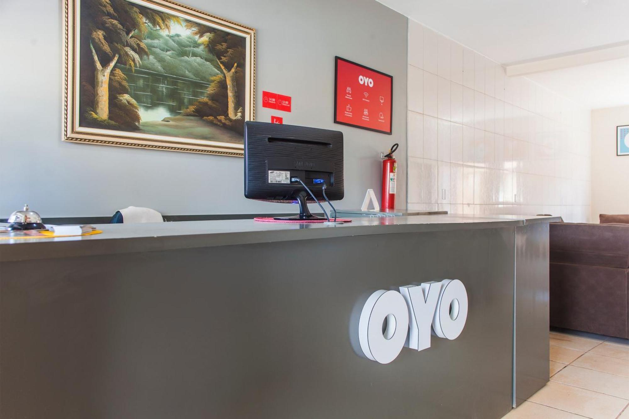 Oyo M&J Hotel Santo Antônio do Descoberto Екстериор снимка